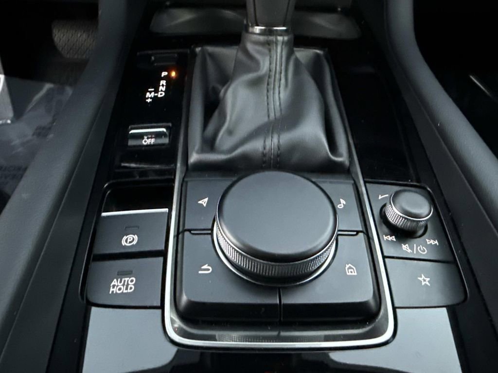 Certified 2025 MAZDA MAZDA3 2.5 Turbo Sedan w/Premium Plus image 37