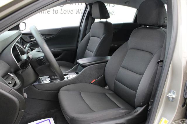 Used 2024 Chevrolet Malibu LT FWD image 14