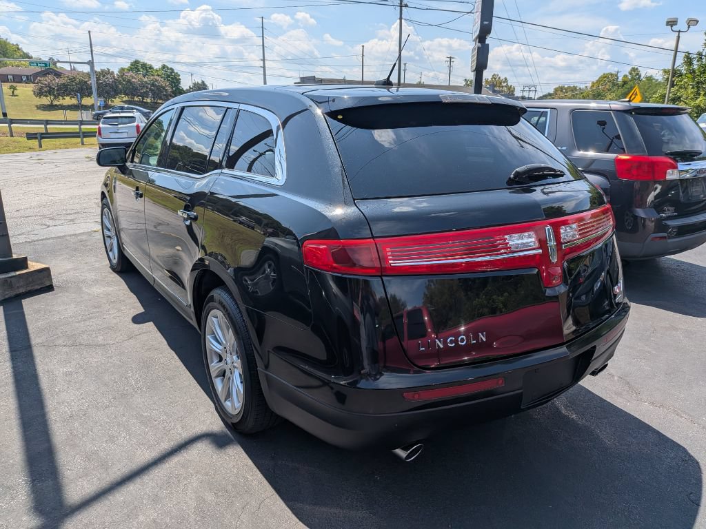 Used 2014 Lincoln MKT AWD w/ Equipment Group 201A image 2