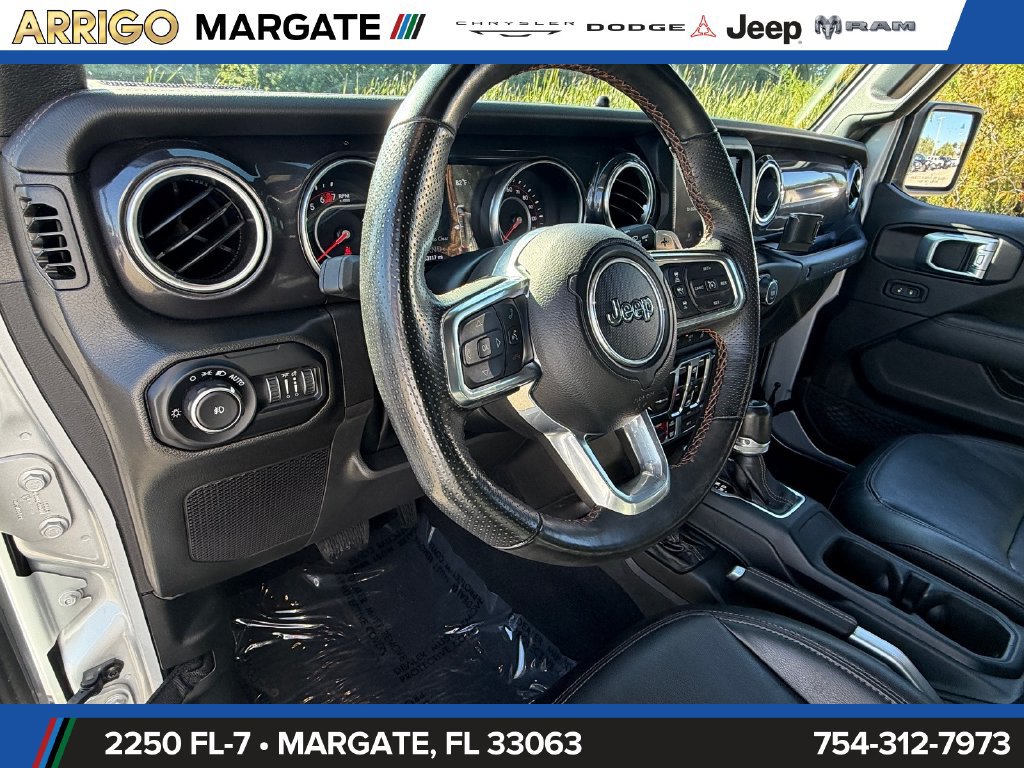 Used 2022 Jeep Wrangler Unlimited Rubicon AWD/4WD image 10