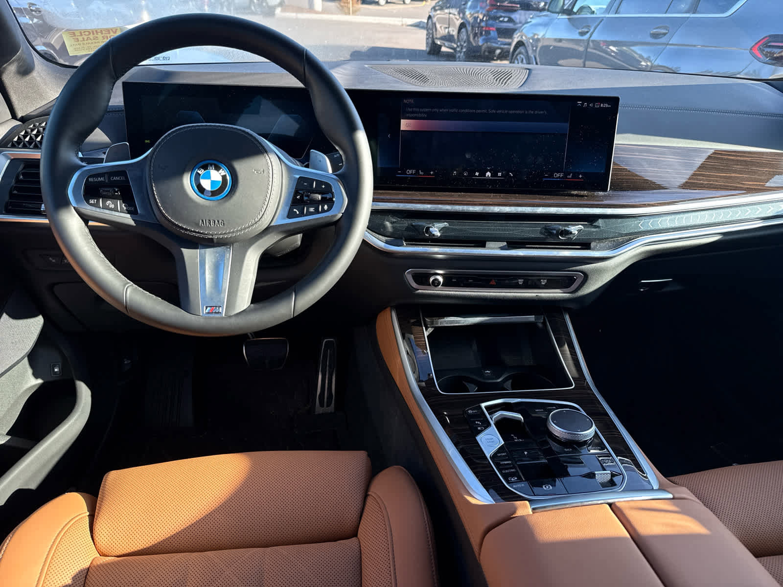 Used 2025 BMW X5 xDrive50e w/ M Sport Package image 7