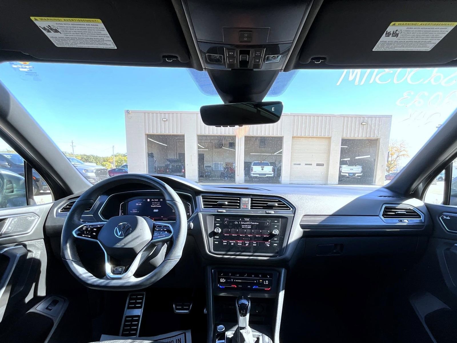 Used 2023 Volkswagen Tiguan SEL R-Line image 15