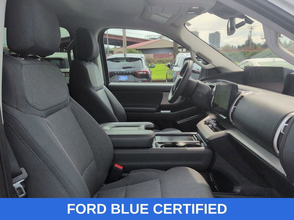Certified 2025 Ford Expedition Max Active image 30