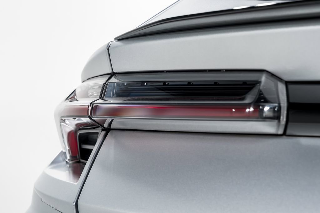 Used 2022 Lamborghini Urus AWD/4WD image 54