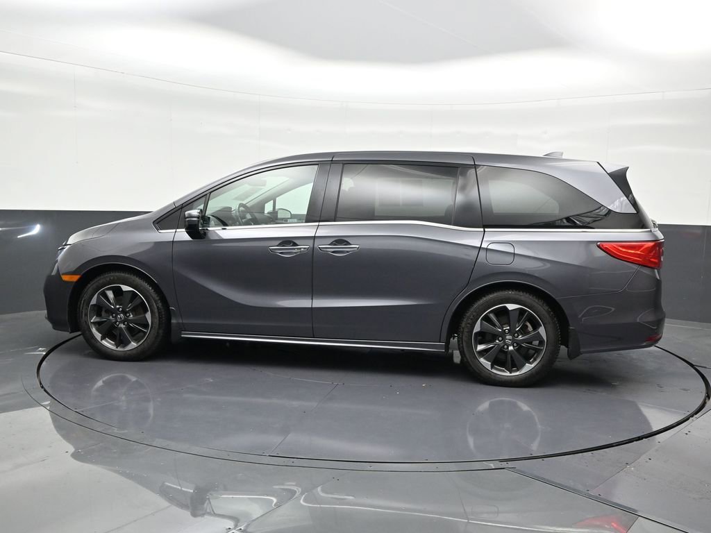 Used 2022 Honda Odyssey Elite image 2
