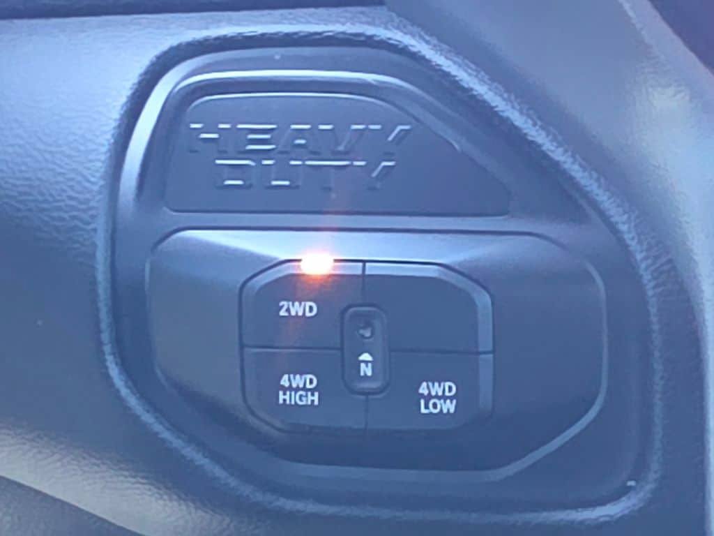 Used 2025 RAM 2500 Laramie w/ Night Edition AWD/4WD image 17