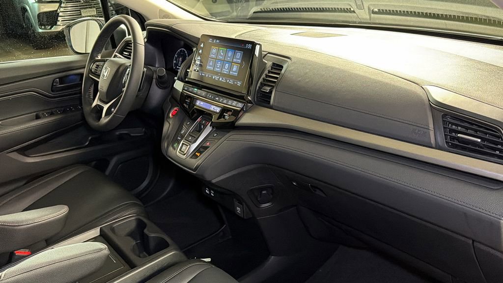 Used 2025 Honda Odyssey EX-L image 11