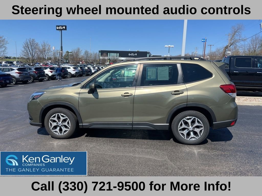 Used 2023 Subaru Forester Premium image 15
