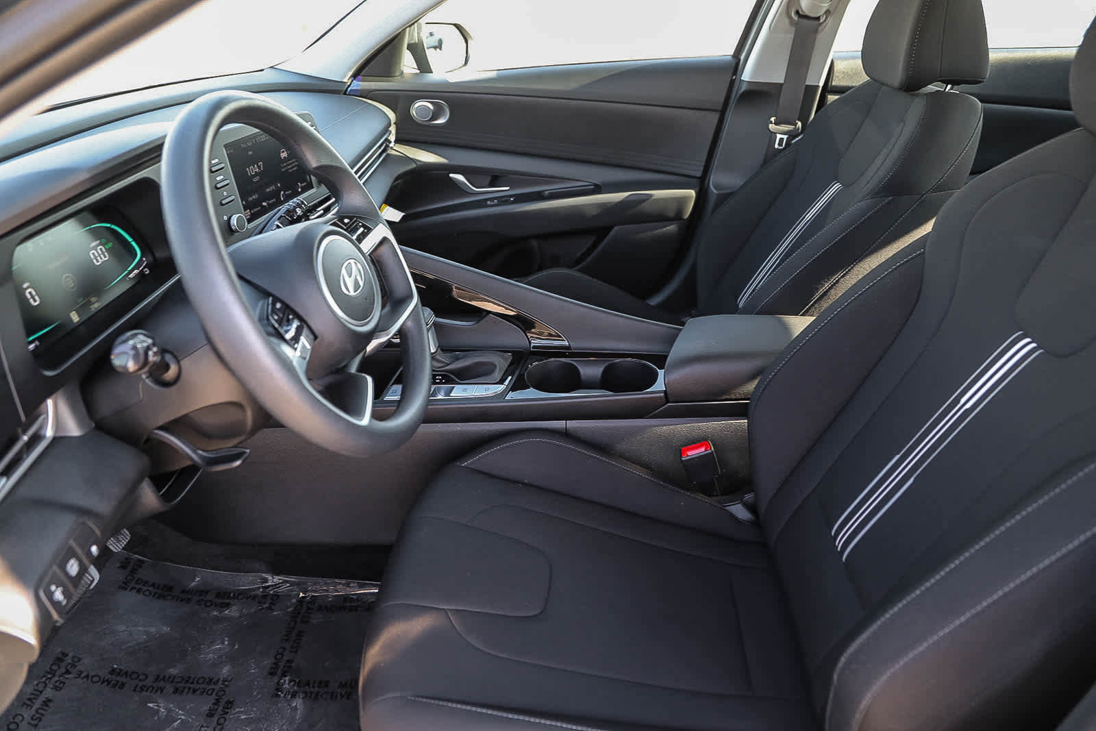 Used 2026 Hyundai Elantra Blue w/ Cargo Package image 17