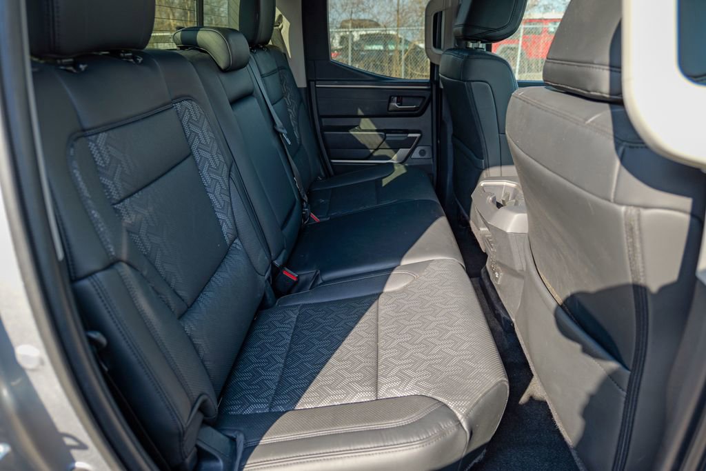 Used 2023 Toyota Tundra Limited AWD/4WD image 35