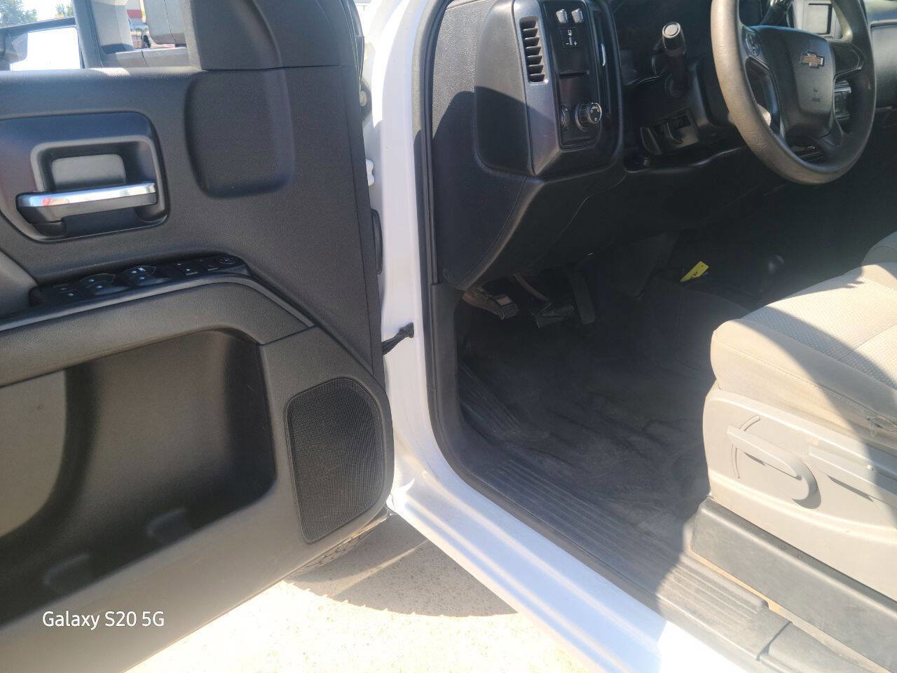 Used 2017 Chevrolet Silverado 2500 W/T image 22