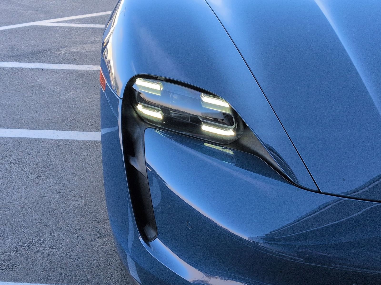 Certified 2023 Porsche Taycan image 11