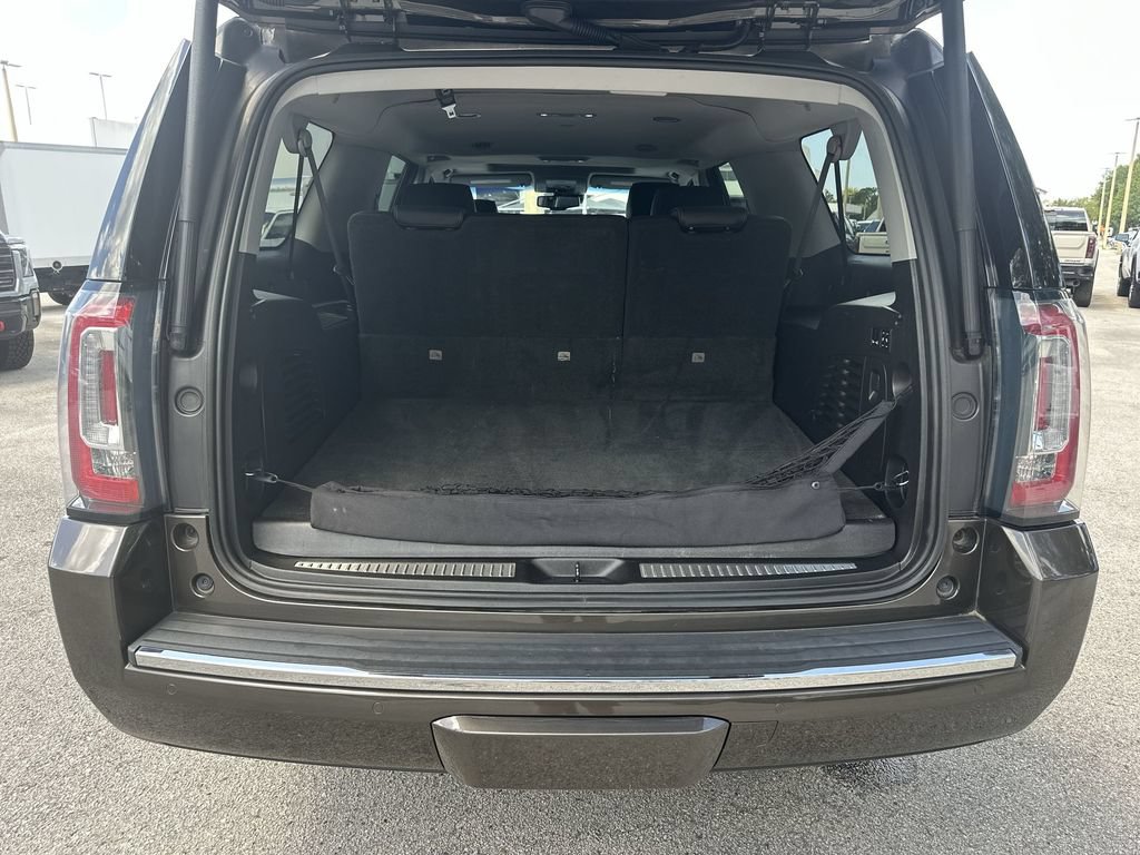 Used 2020 GMC Yukon XL Denali w/ Denali Premium Package RWD image 26