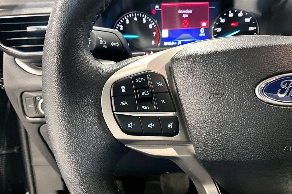 Used 2023 Ford Explorer XLT w/ Equipment Group 202A image 23