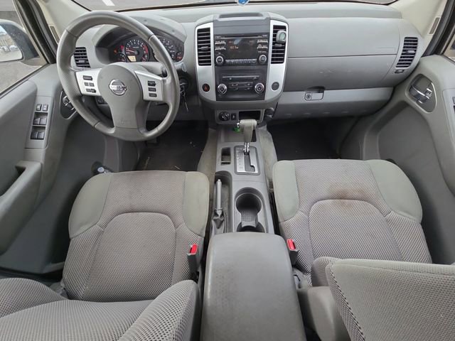 Used 2014 Nissan Frontier SV image 20