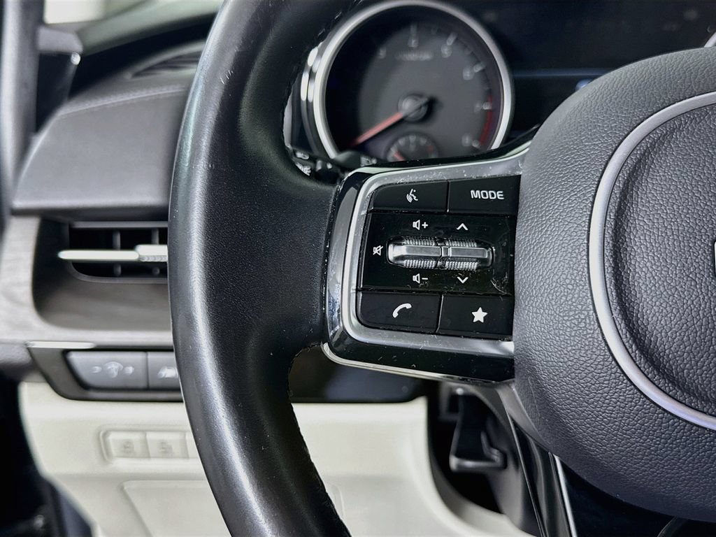 Used 2022 Kia Carnival SX FWD image 23