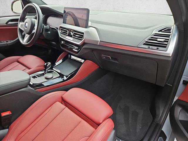 Used 2023 BMW X4 xDrive30i w/ M Sport Package AWD/4WD image 22