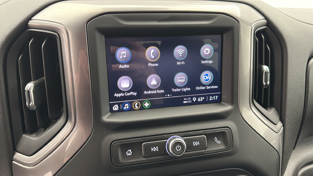 Used 2025 Chevrolet Silverado 1500 Custom w/ LPO, Dark Essentials Package AWD/4WD image 19