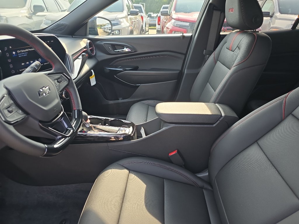 New 2026 Chevrolet Trax RS w/ Driver Confidence Package FWD image 23