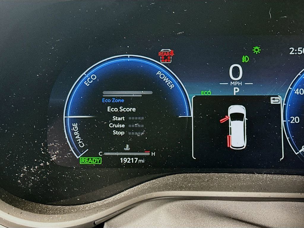 Used 2025 Toyota Sienna Platinum image 12