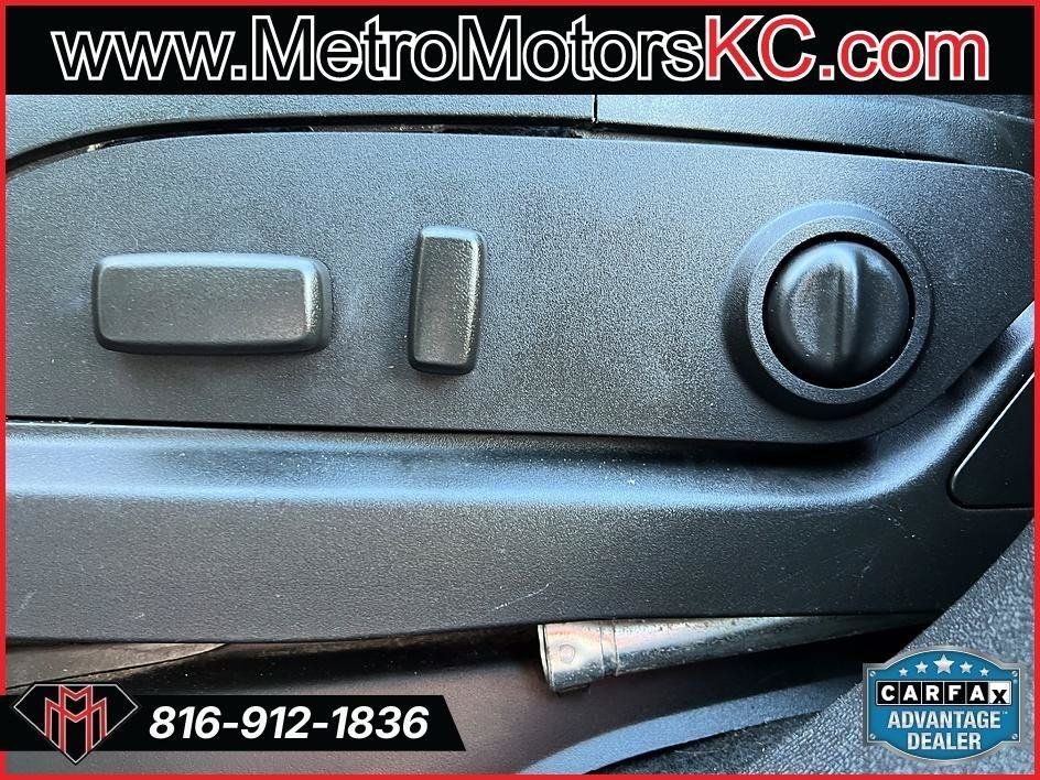 Used 2013 Chevrolet Traverse LT AWD/4WD image 26