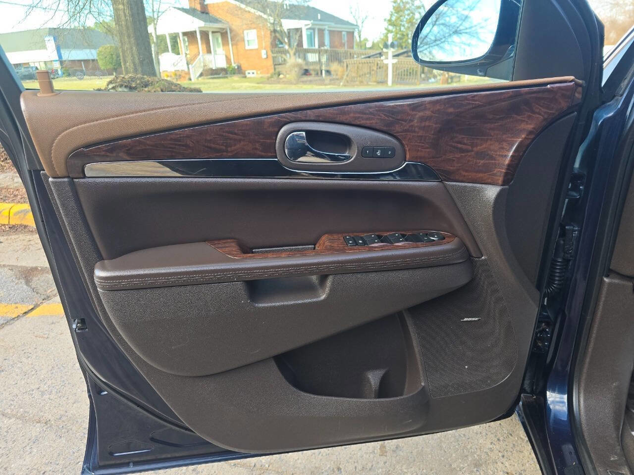 Used 2017 Buick Enclave Leather image 6