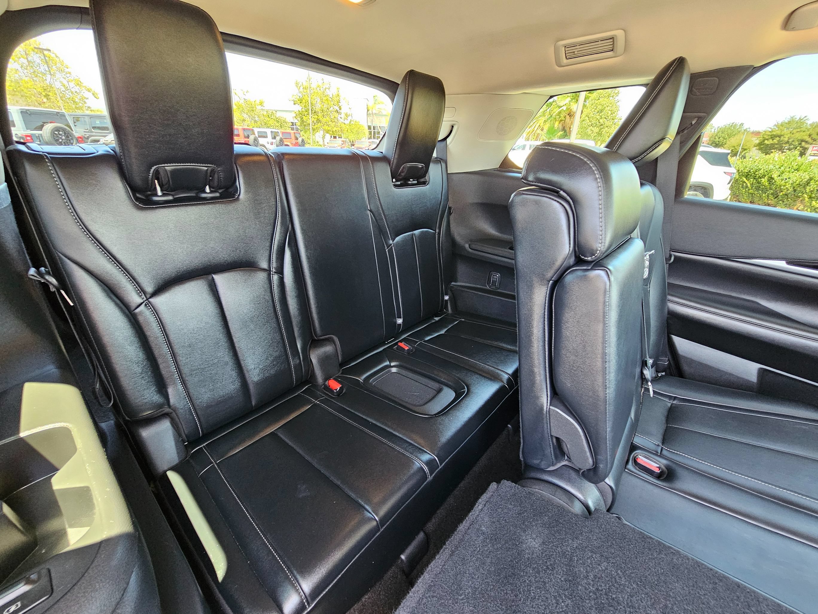 Used 2023 INFINITI QX60 Pure FWD image 32