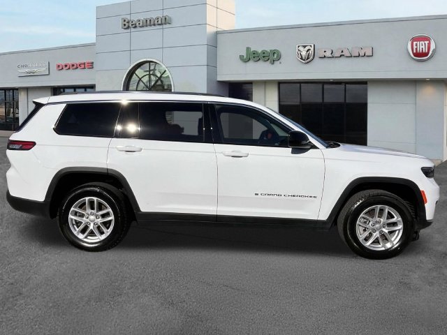 Used 2023 Jeep Grand Cherokee L Laredo w/ Luxury Tech Group I AWD/4WD image 8
