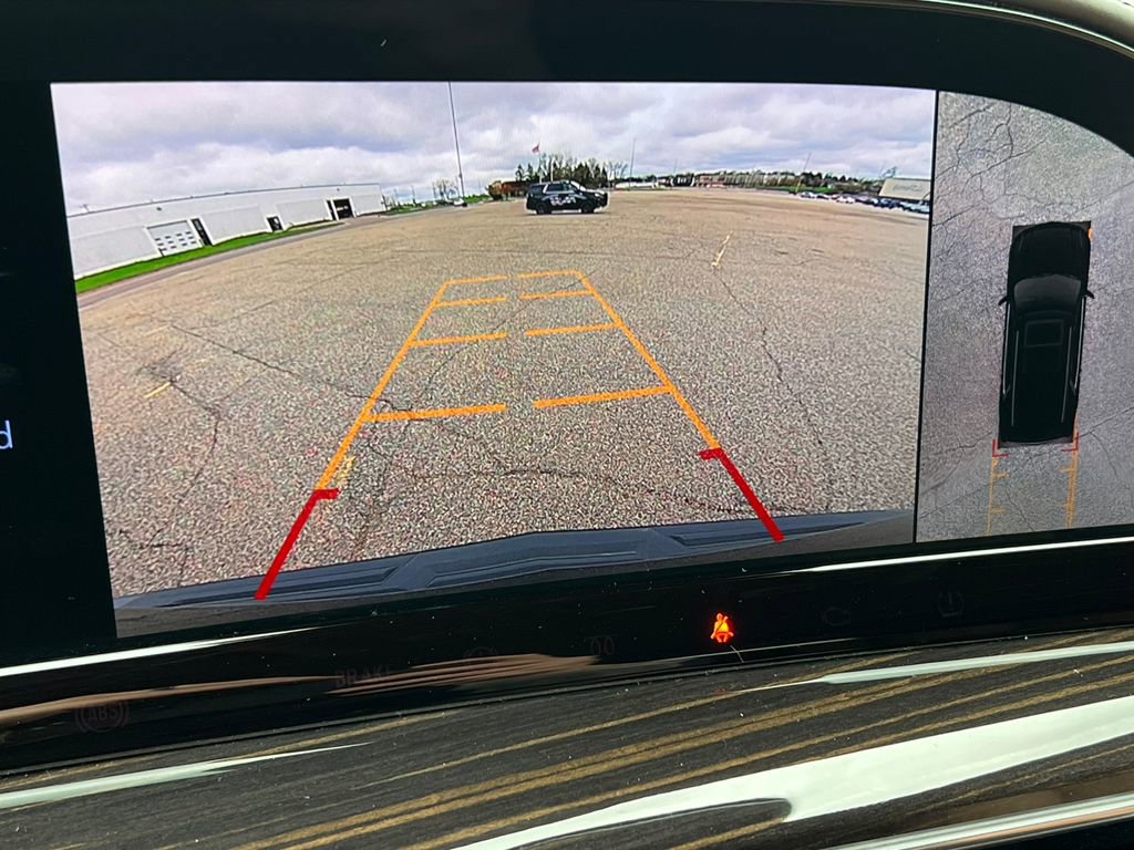 Used 2021 Cadillac Escalade Premium Luxury w/ Driver Assist Tech Package image 30