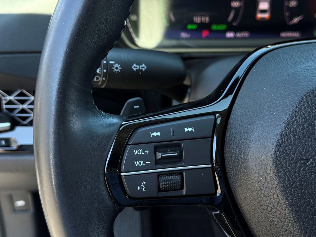 Used 2023 Honda Accord Touring image 31