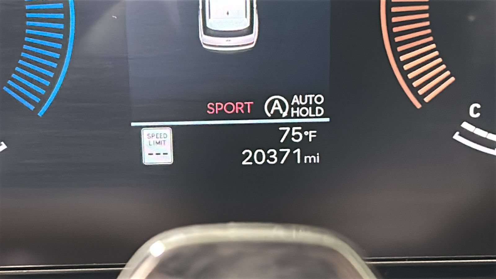 Used 2026 Hyundai Santa Fe SEL AWD/4WD image 22
