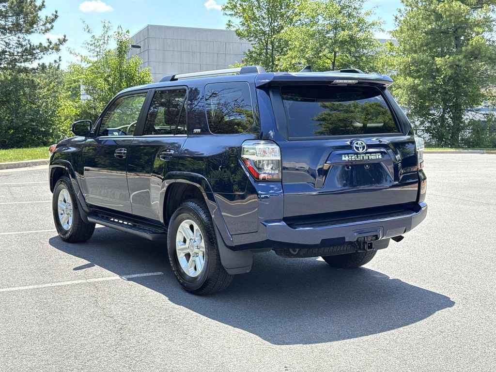 Used 2024 Toyota 4Runner SR5 Premium w/ Moonroof Package AWD/4WD image 23