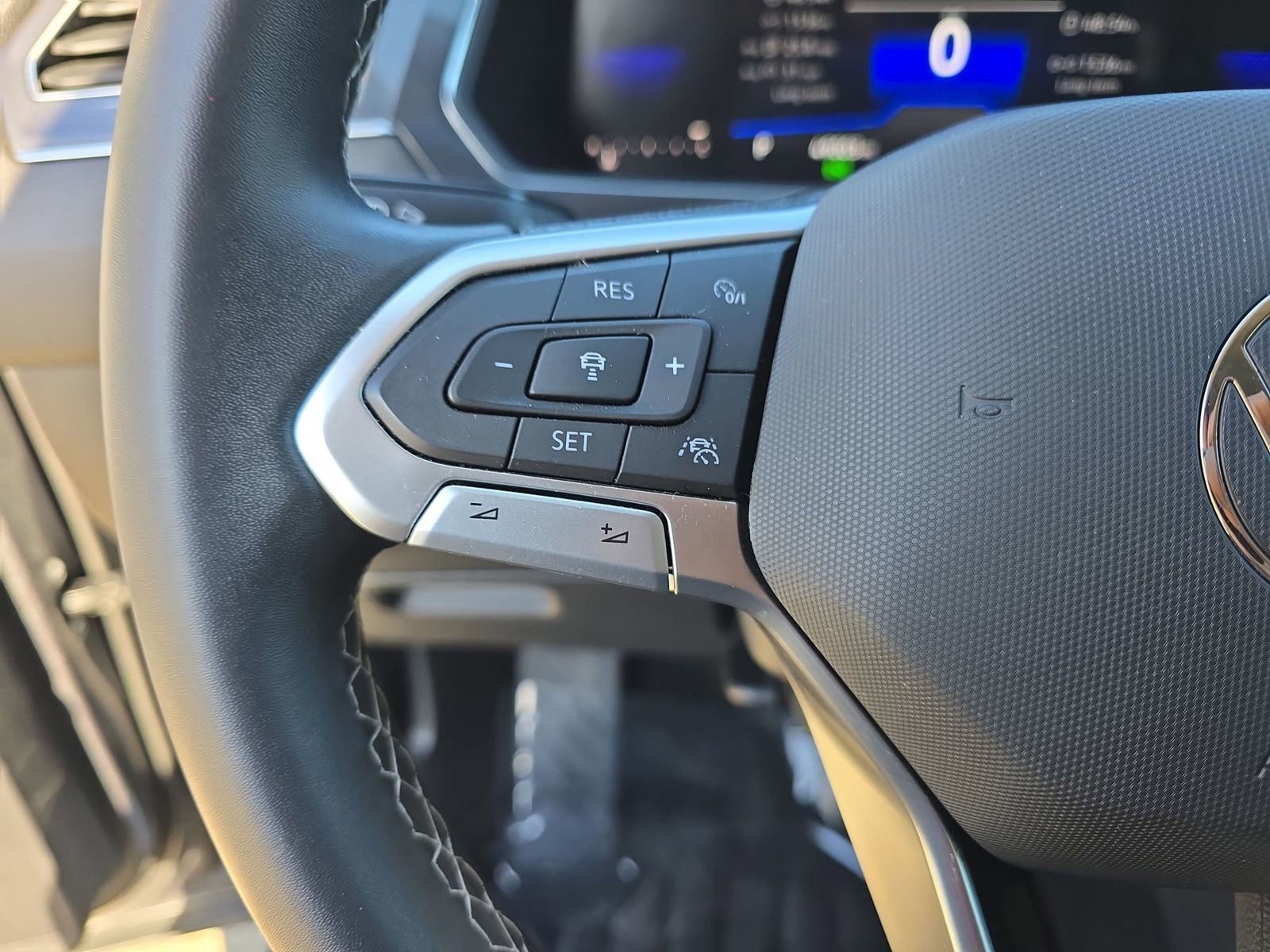 Used 2023 Volkswagen Tiguan S image 22