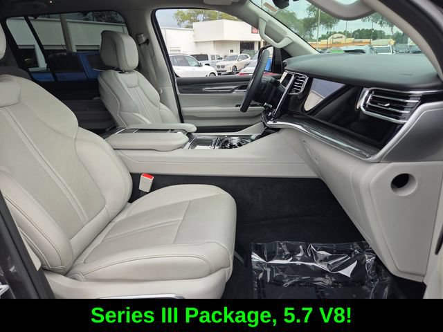 Used 2022 Jeep Wagoneer Series III w/ Convenience Group I RWD image 17