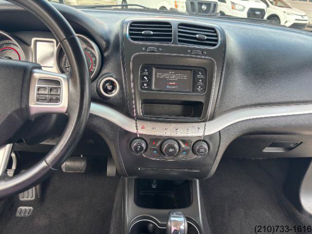 Used 2017 Dodge Journey Crossroad w/ Mopar Chrome Accent Package FWD image 21