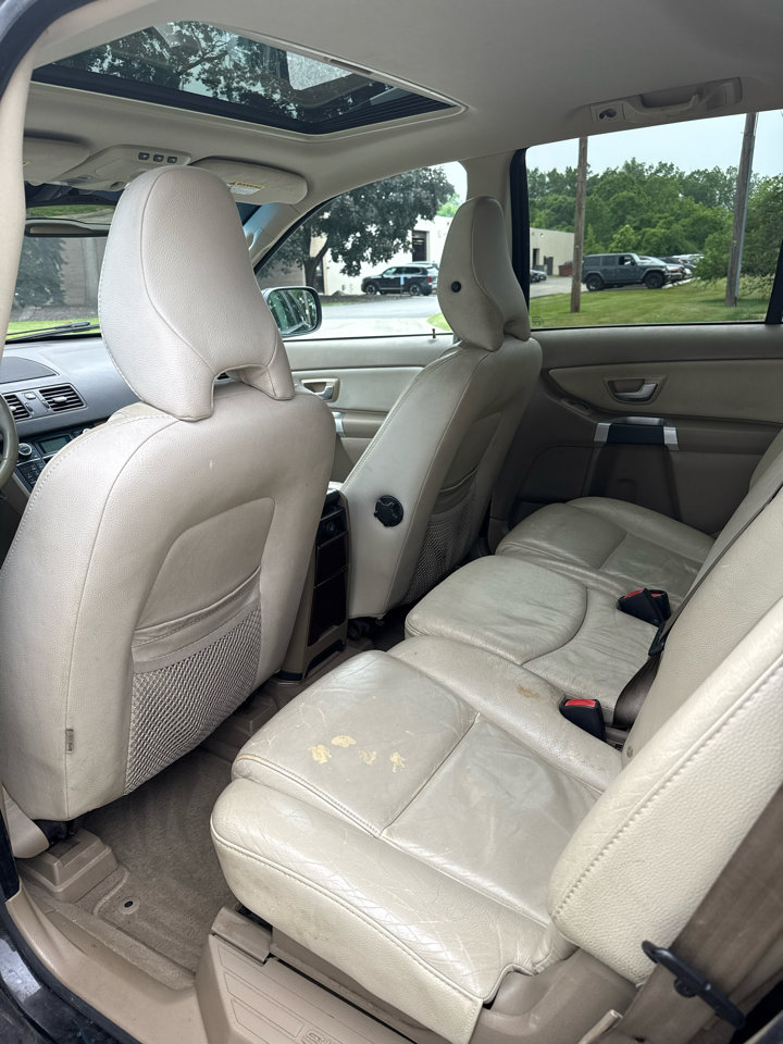 Used 2011 Volvo XC90 3.2 image 10