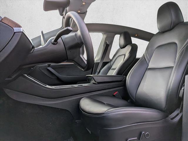Used 2023 Tesla Model Y Performance image 14