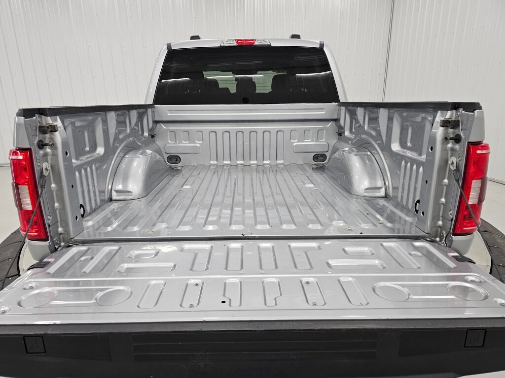 Used 2022 Ford F150 XLT w/ Equipment Group 301A Mid AWD/4WD image 15
