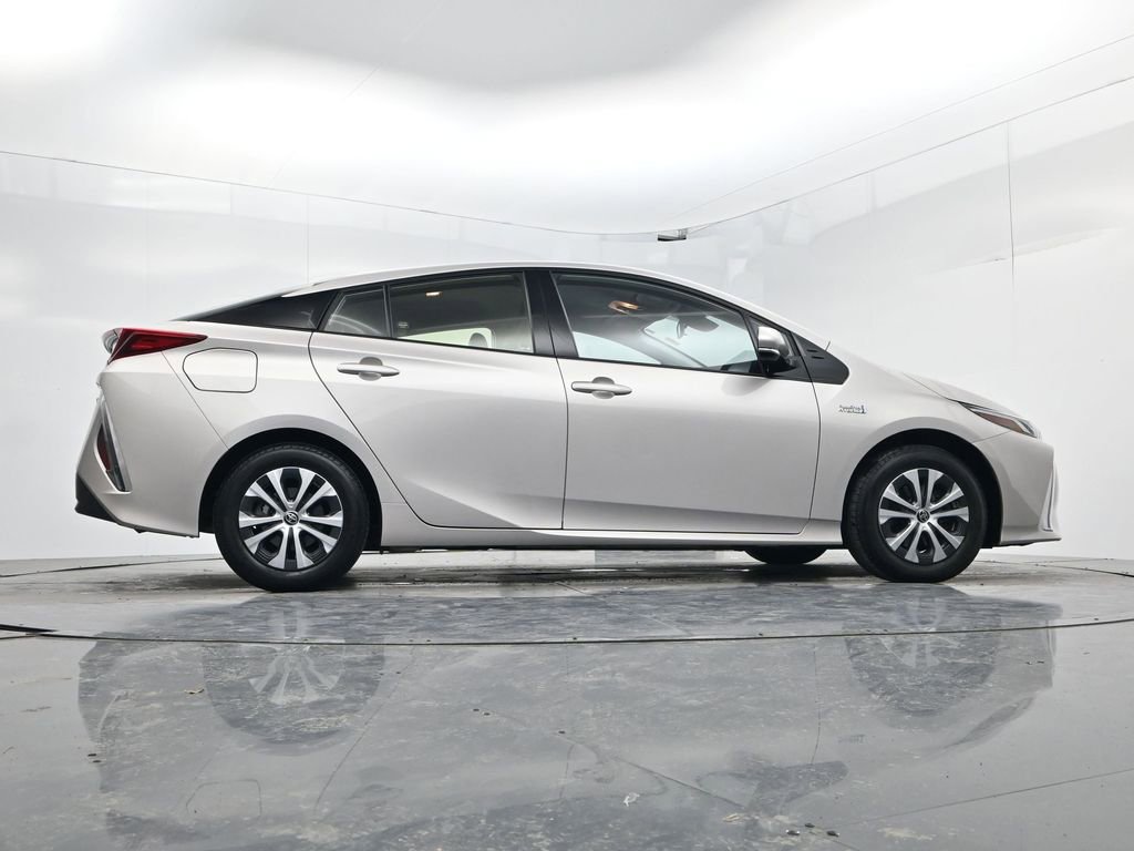 Used 2020 Toyota Prius Prime XLE image 41