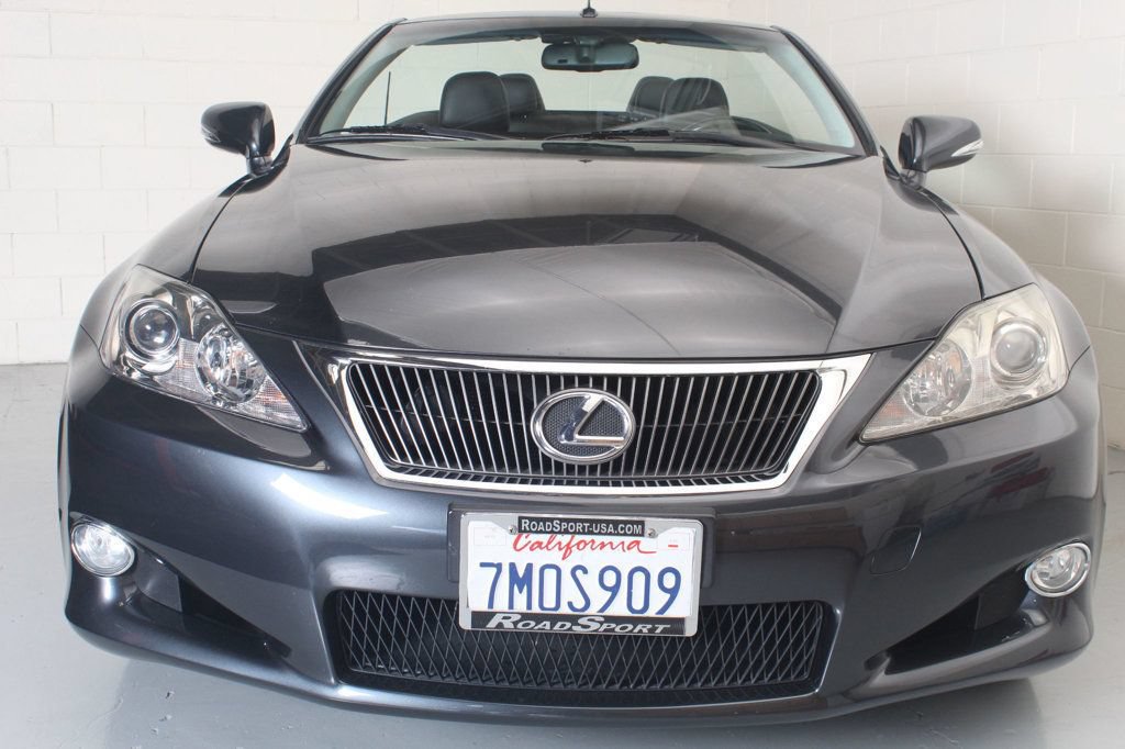 Used 2010 Lexus IS 250C w/ Luxury Pkg RWD image 11