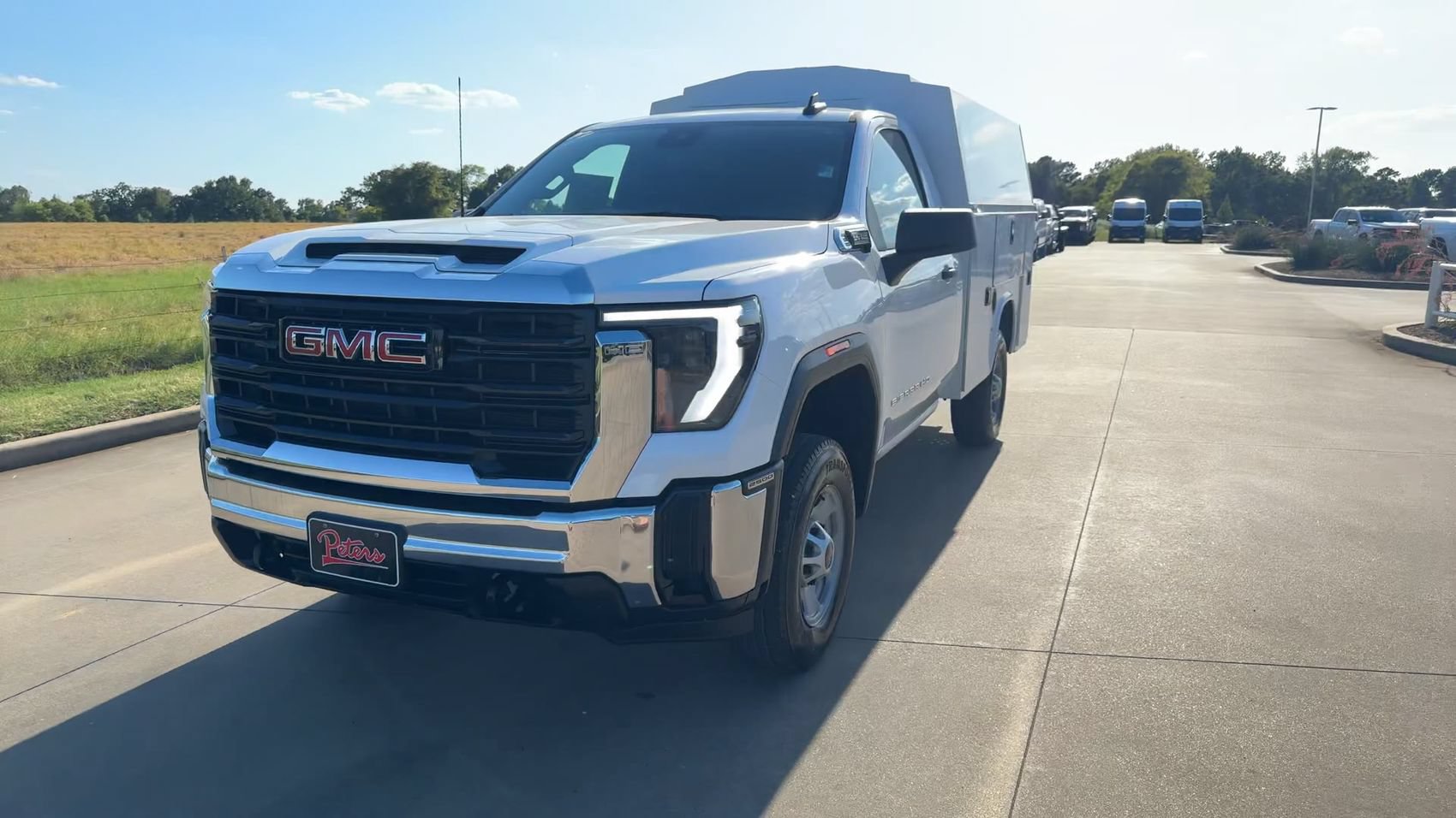 Used 2024 GMC Sierra 2500 Pro w/ Convenience Package AWD/4WD image 3