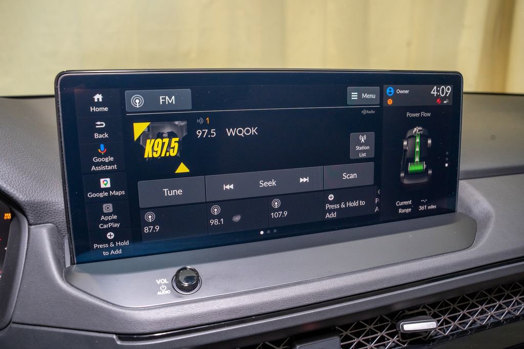 Used 2025 Honda Accord Touring image 14