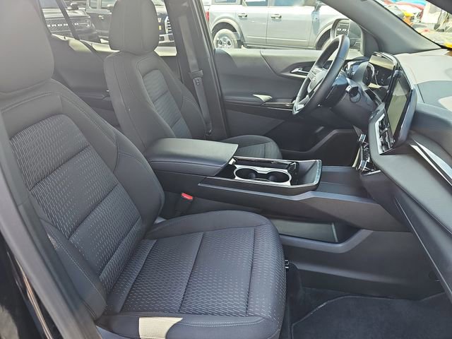Used 2025 Chevrolet Equinox LT FWD image 12