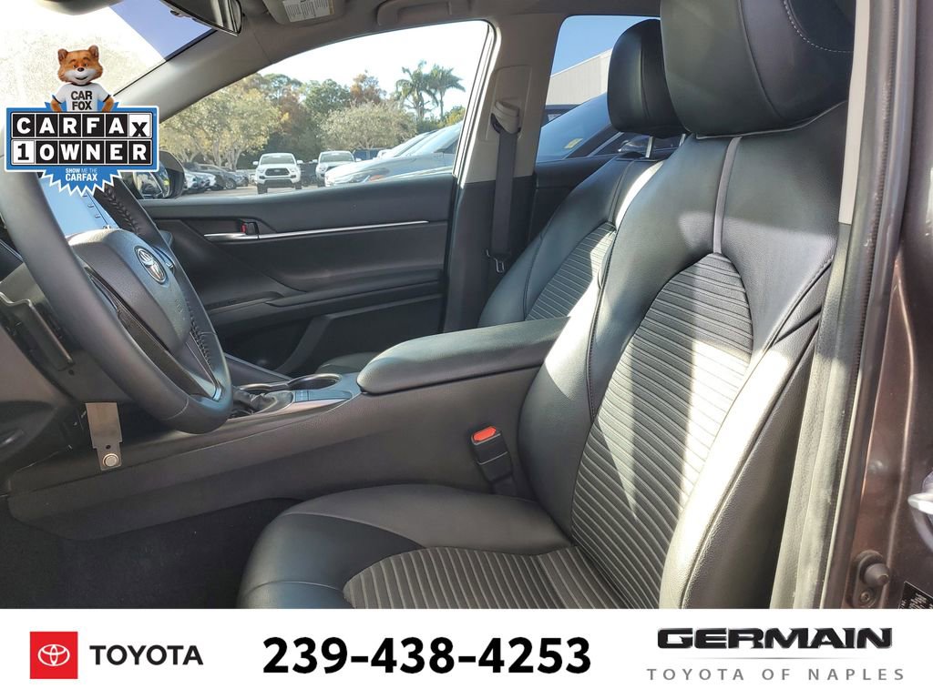 Used 2022 Toyota Camry SE image 18