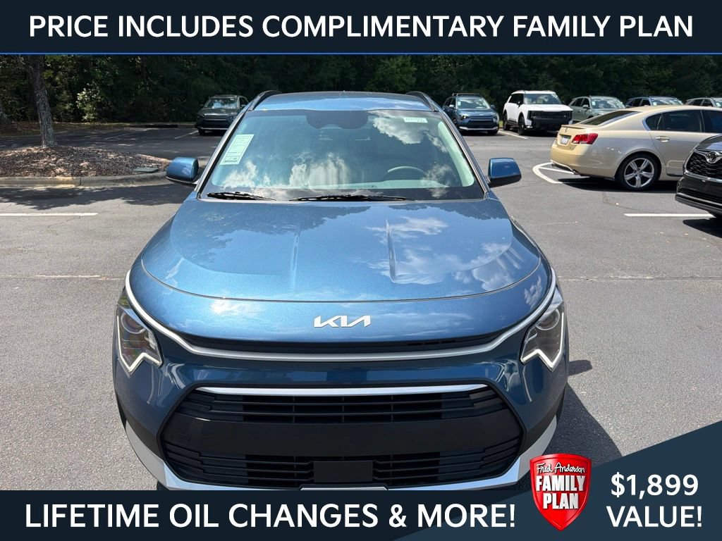 New 2026 Kia Niro EX FWD image 2