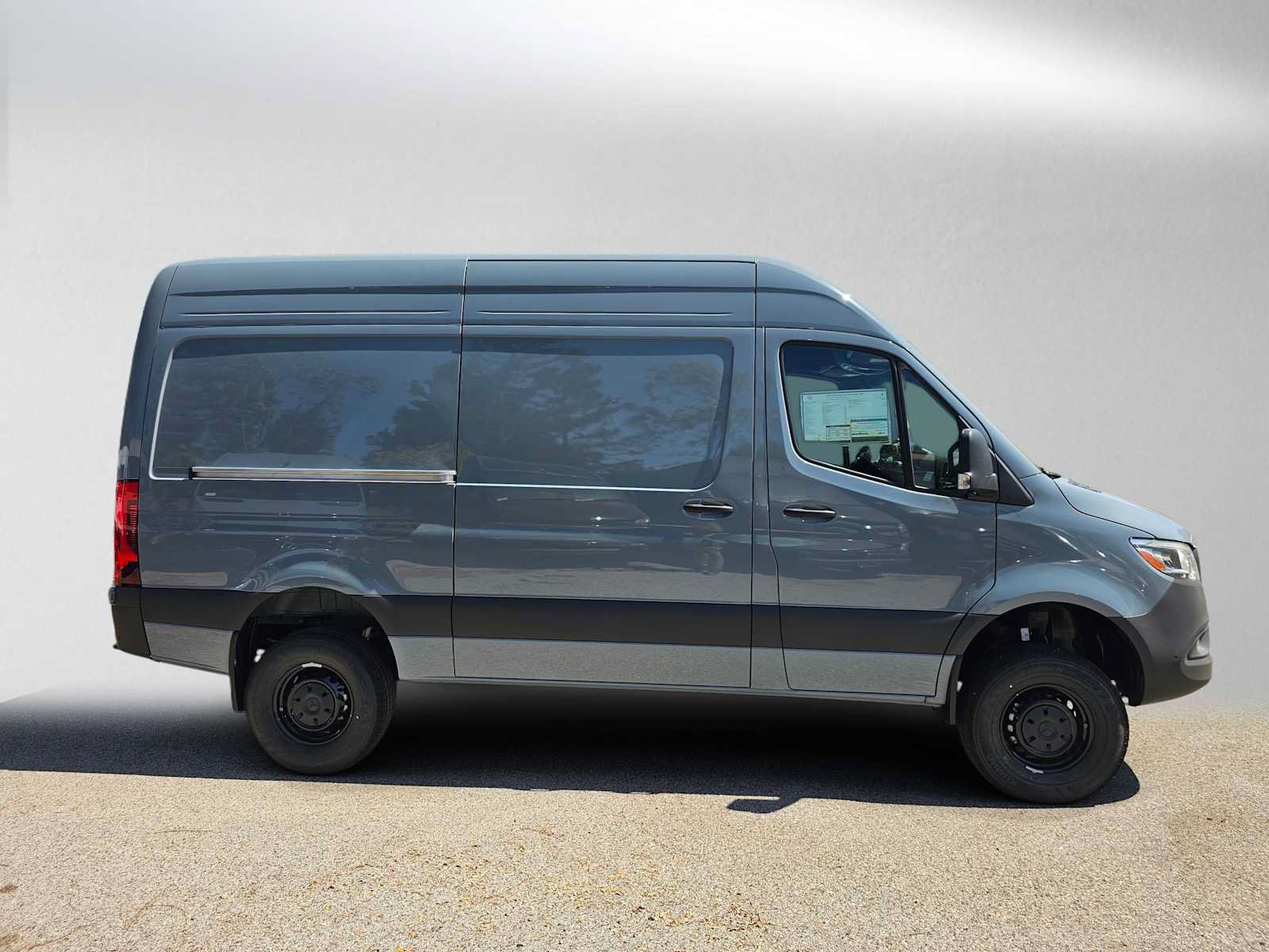 New 2026 Mercedes-Benz Sprinter 2500 image 2