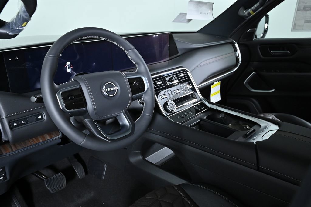 New 2025 Nissan Armada Platinum Reserve image 9