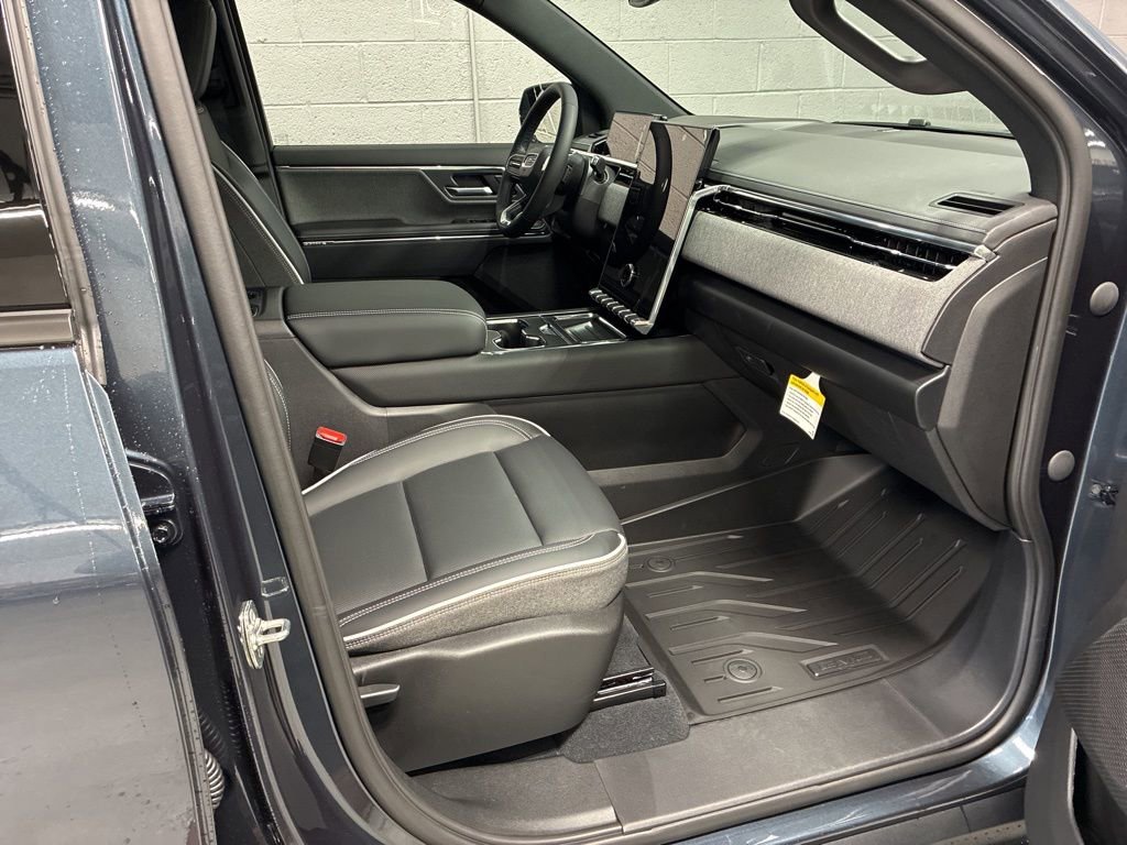 New 2026 GMC Sierra EV Elevation image 8