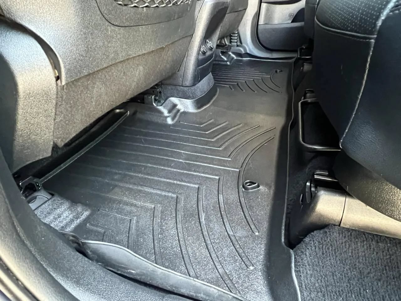 Used 2019 Kia Sorento EX FWD image 45