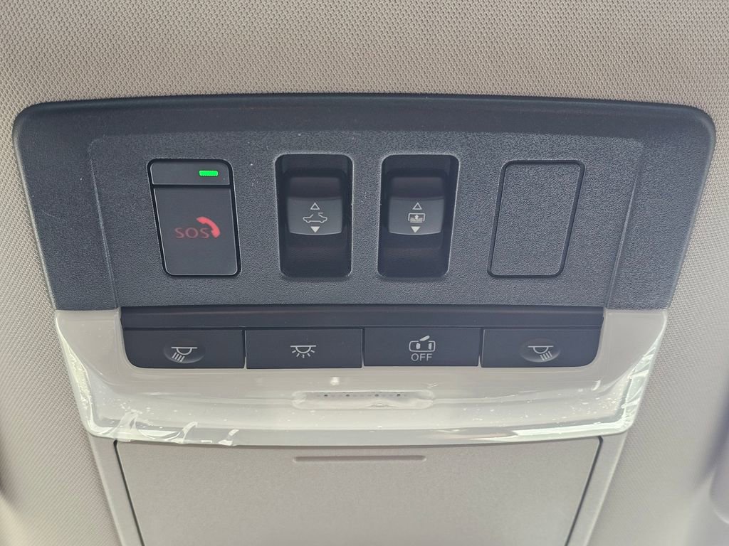 New 2025 Nissan Pathfinder Platinum w/ Cargo Package image 18